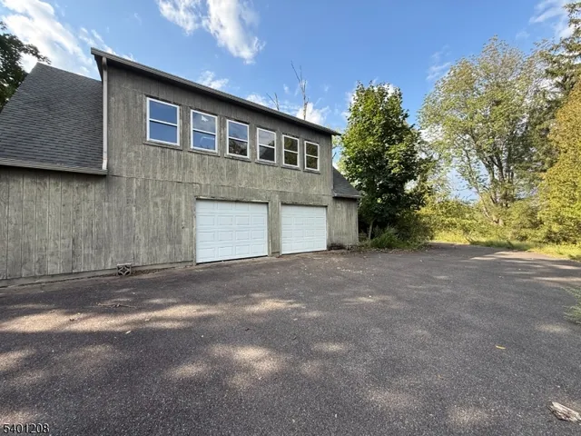 $425,000 | 211 Pickle Road, Califon, NJ 07830