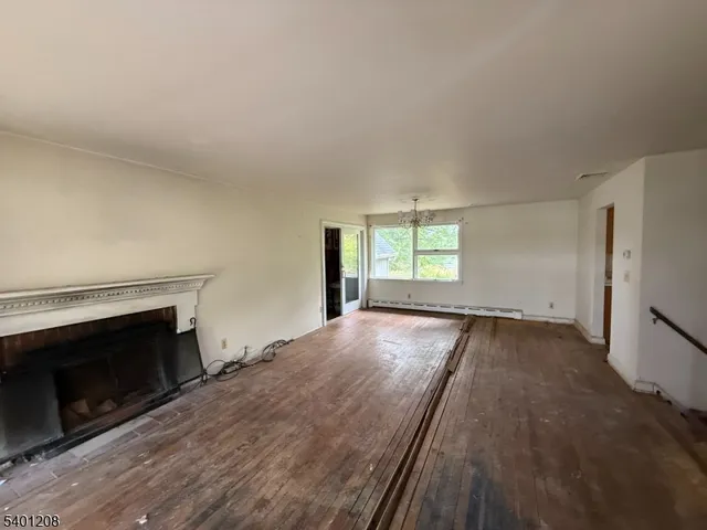 $425,000 | 211 Pickle Road, Califon, NJ 07830