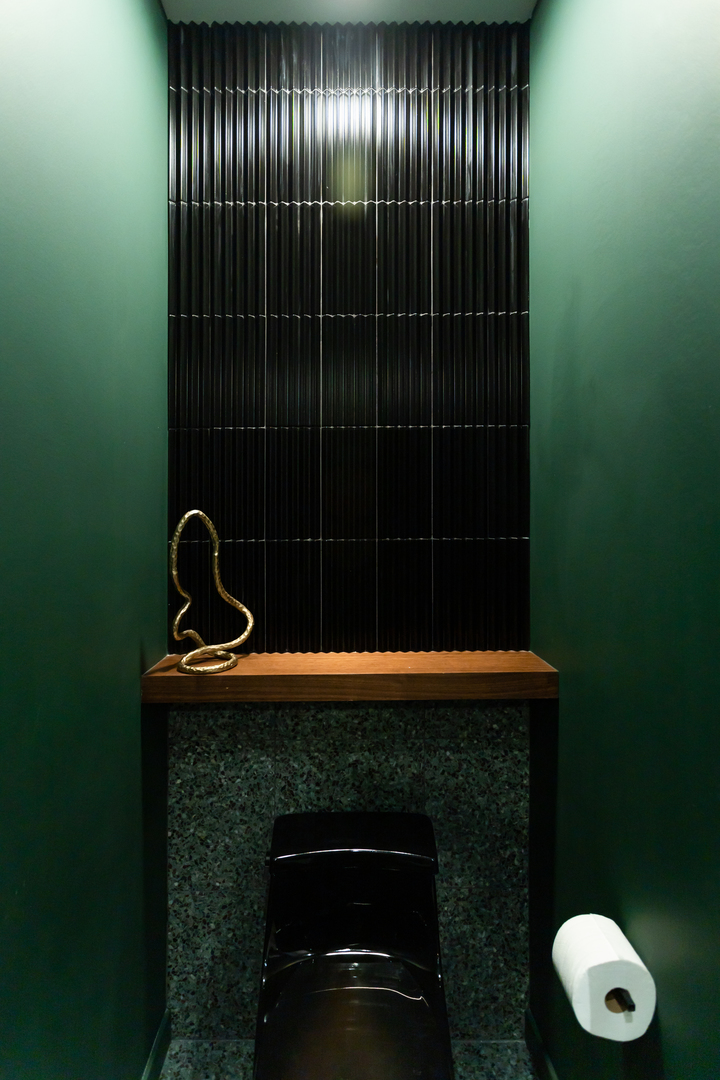 1101 West Lake Street, Unit 3D Chicago, IL 60607 - Photo 13 of 48 a room with a toilet and a sink