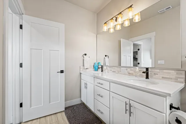 $869,000 | 13124 Hawks Bay Road, Donnelly, ID 83615