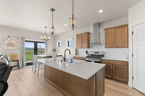$869,000 | 13124 Hawks Bay Road, Donnelly, ID 83615