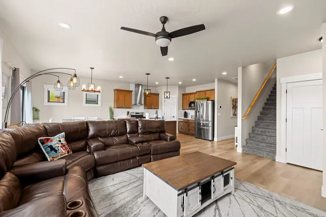 $869,000 | 13124 Hawks Bay Road, Donnelly, ID 83615