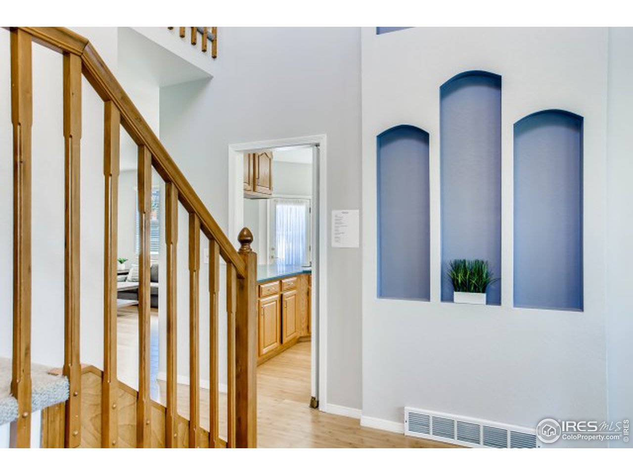 550 Rider Ridge Drive Longmont, CO 80504 - Photo 4 of 38