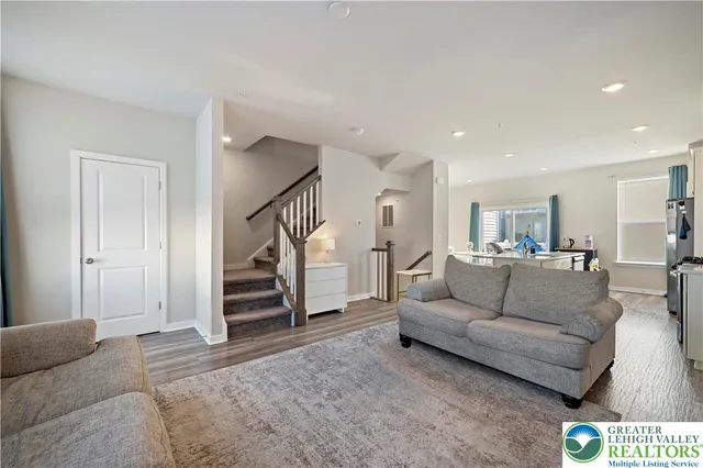 $392,000 | 4910 Brookside Court, Coopersburg, PA 18036