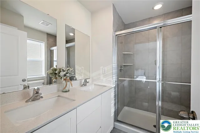 $392,000 | 4910 Brookside Court, Coopersburg, PA 18036