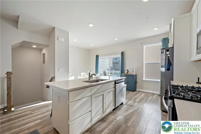 $392,000 | 4910 Brookside Court, Coopersburg, PA 18036