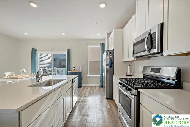 $392,000 | 4910 Brookside Court, Coopersburg, PA 18036