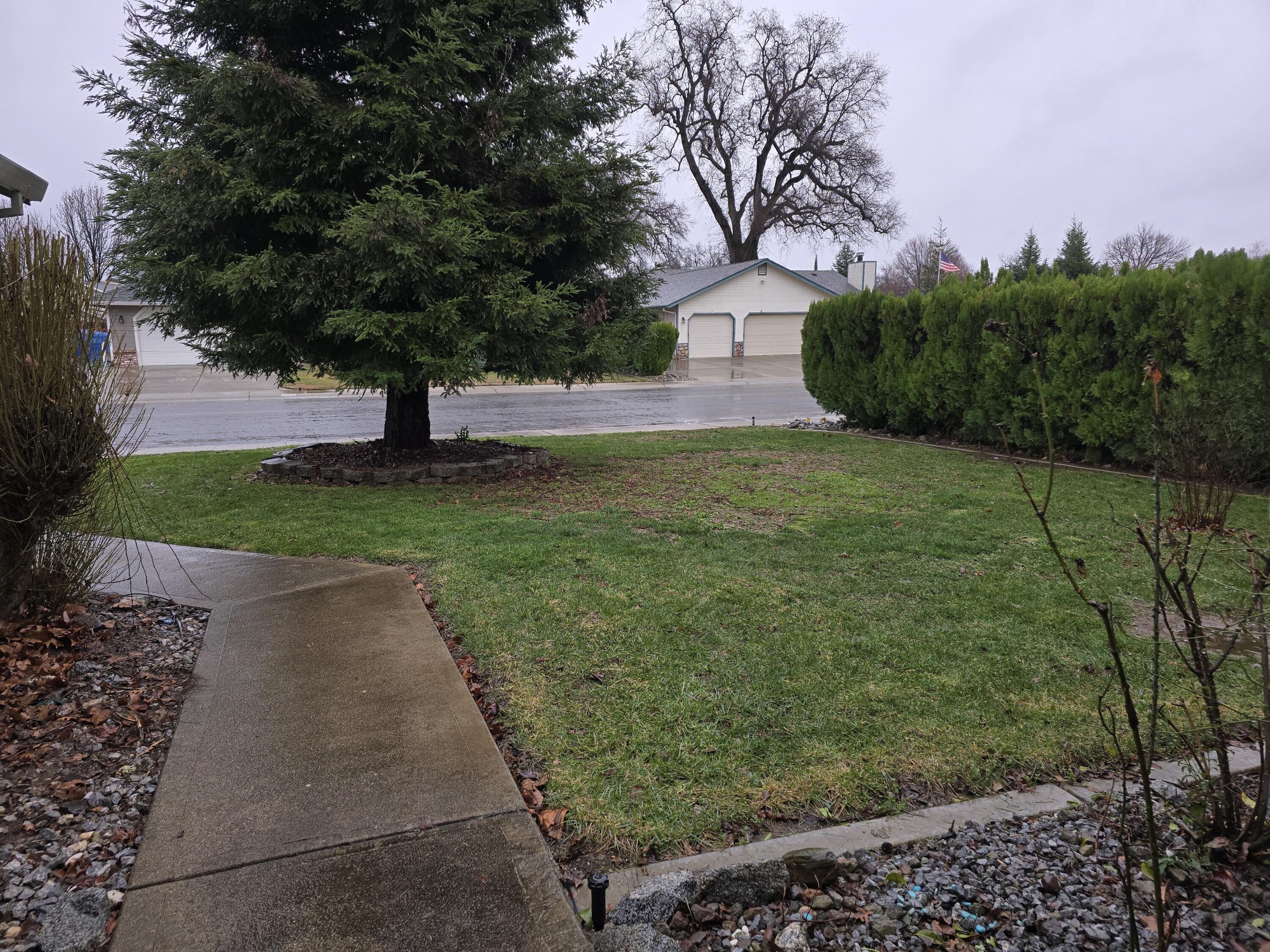 6738 Irving Road Redding, CA 96001 - Photo 2 of 21 20250206_151321