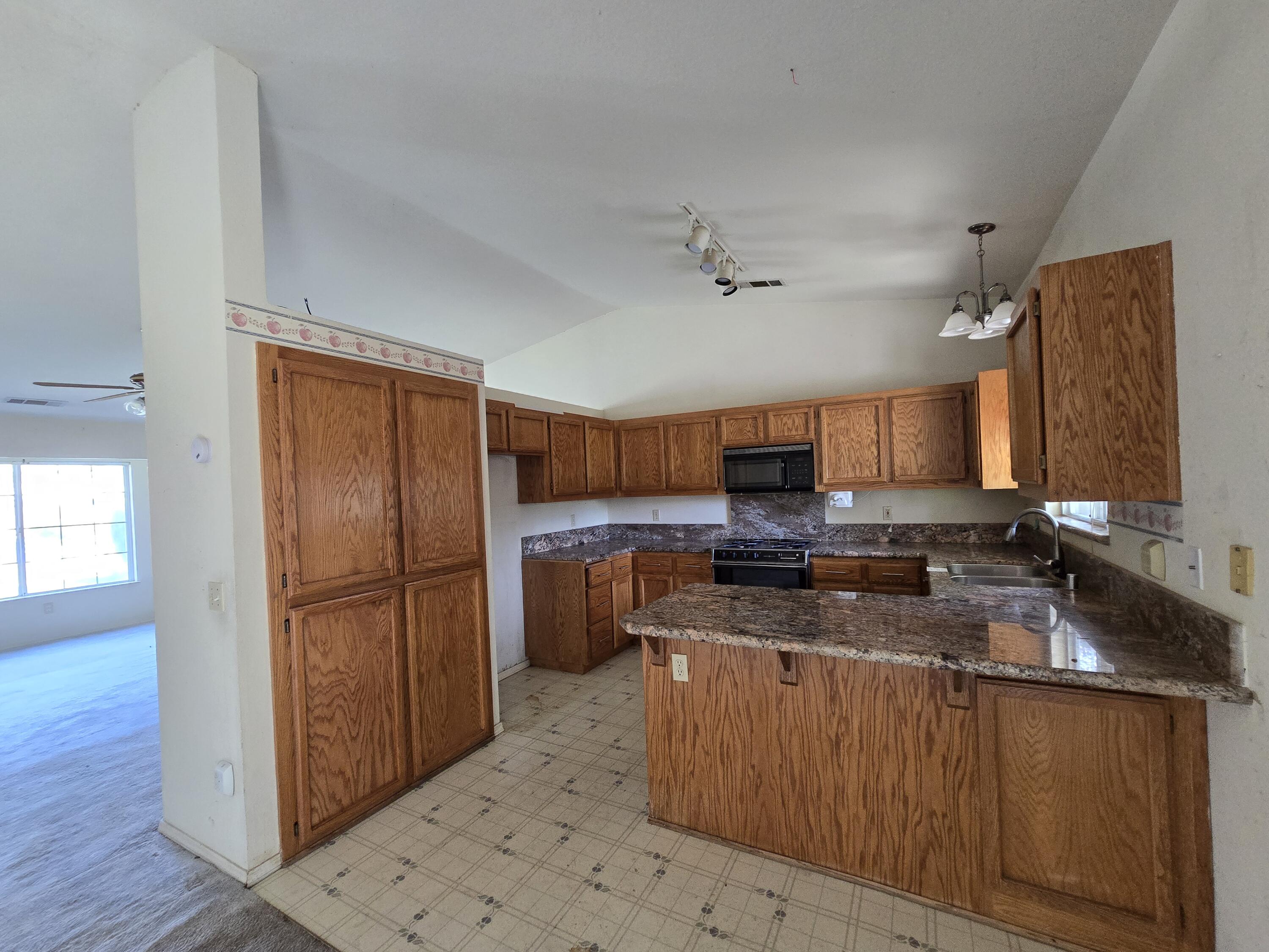 6738 Irving Road Redding, CA 96001 - Photo 6 of 21 20250311_135842