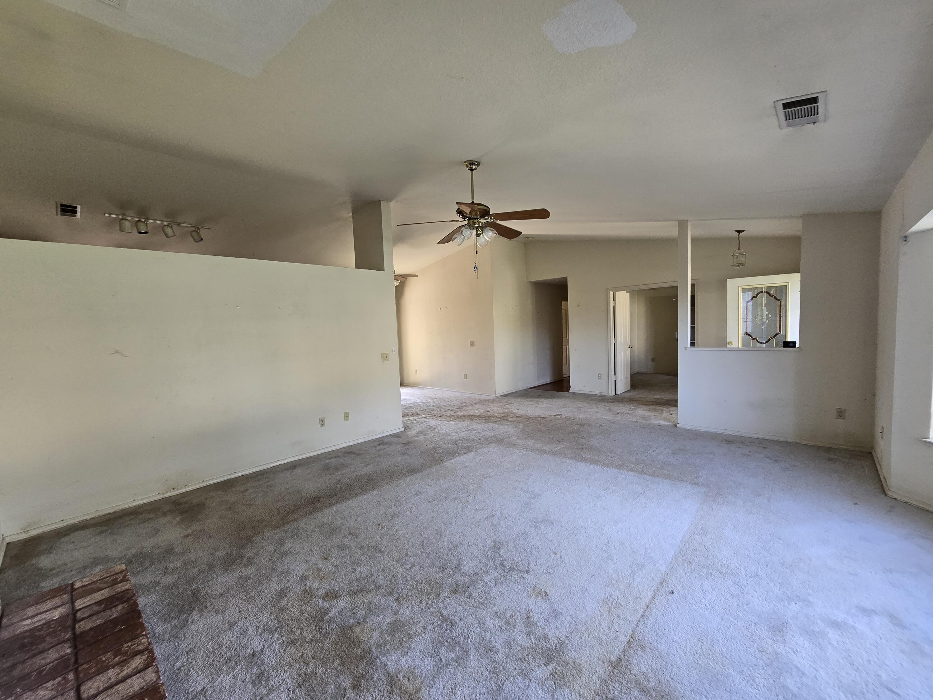 6738 Irving Road Redding, CA 96001 - Photo 9 of 21 20250311_135906