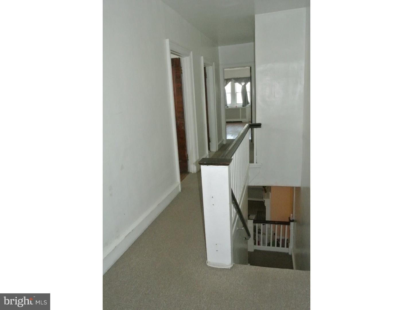 5418 Westford Road Philadelphia, PA 19120 - Photo 12 of 25 Hallway