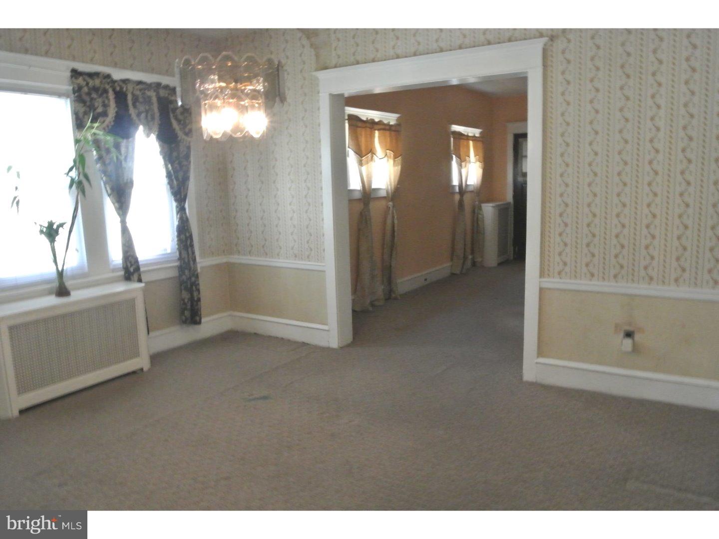 5418 Westford Road Philadelphia, PA 19120 - Photo 9 of 25 Dining Room