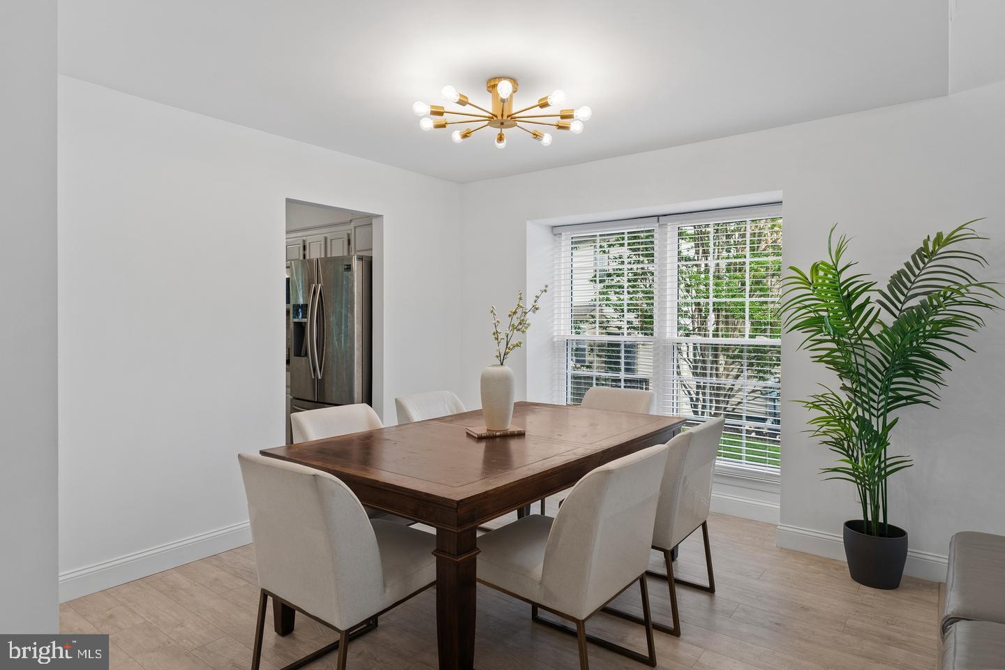9030 Chestnut Ridge Road Fairfax Station, VA 22039 - Photo 9 of 48 Gallery Image 9