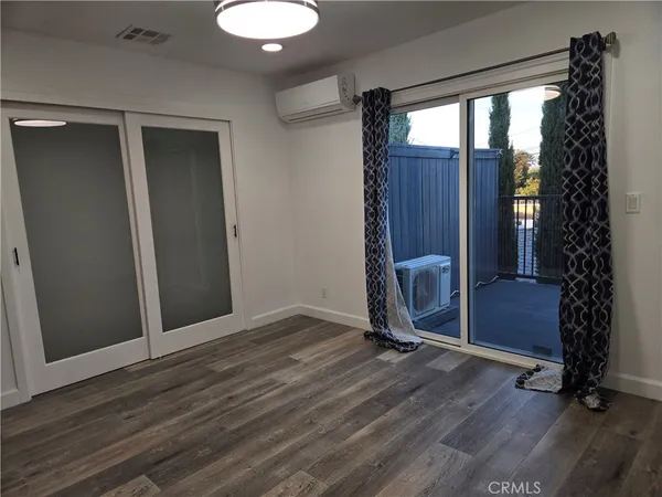 $1,900 | 445 East Francis Street, Unit 1/2, Corona, CA 92879