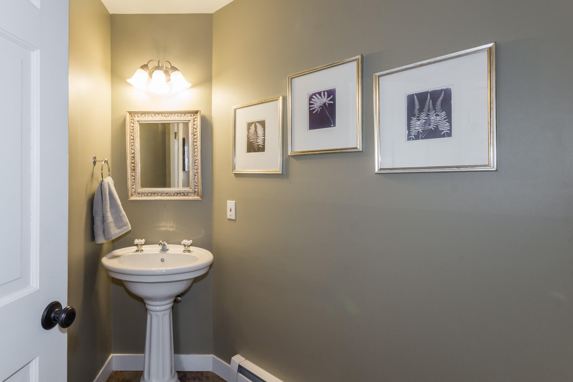 32 Bold Meadow Road Edgartown, MA 02539 - Photo 19 of 35 32 Bold Meadow_staged (23 of 52)