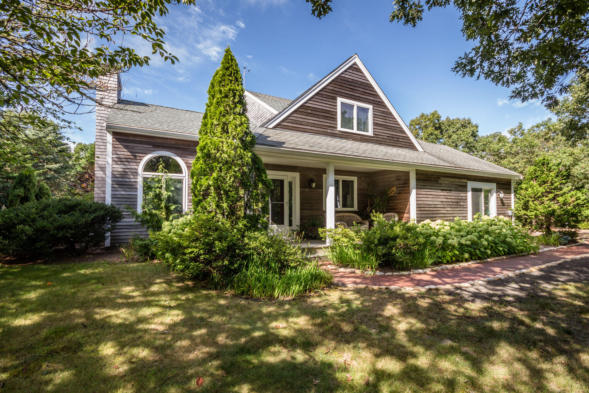 32 Bold Meadow Road Edgartown, MA 02539 - Photo 2 of 35 New Exterior