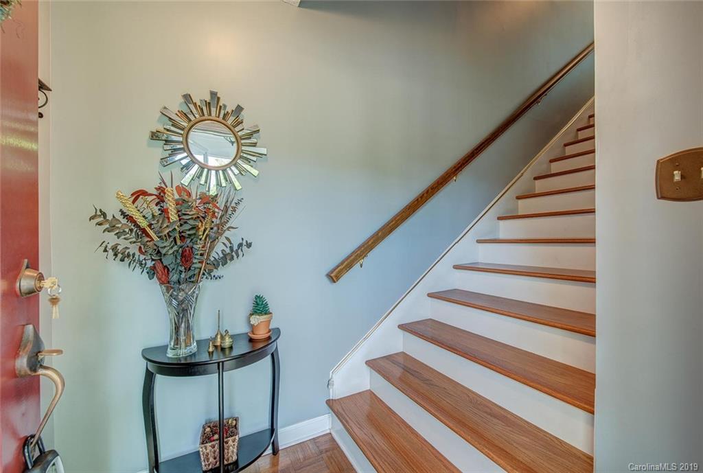 1799 Robinwood Road Gastonia, NC 28054 - Photo 4 of 27 Gallery Image 4