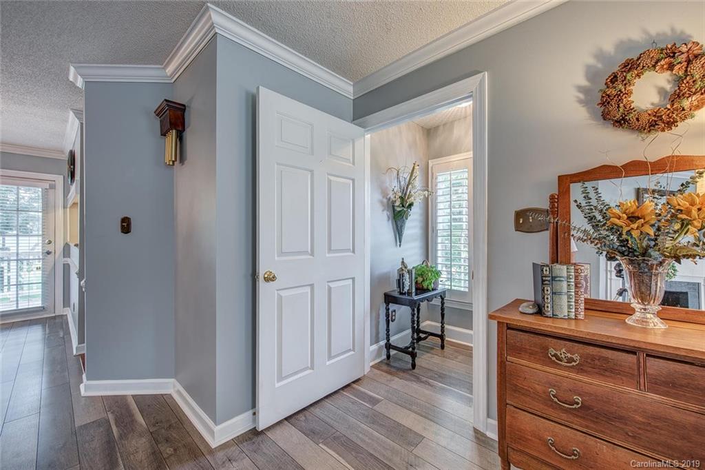1799 Robinwood Road Gastonia, NC 28054 - Photo 6 of 27 Gallery Image 6