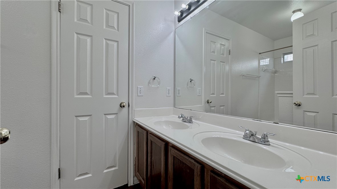 902 Jasmine Trail Georgetown, TX 78626 - Photo 12 of 17
