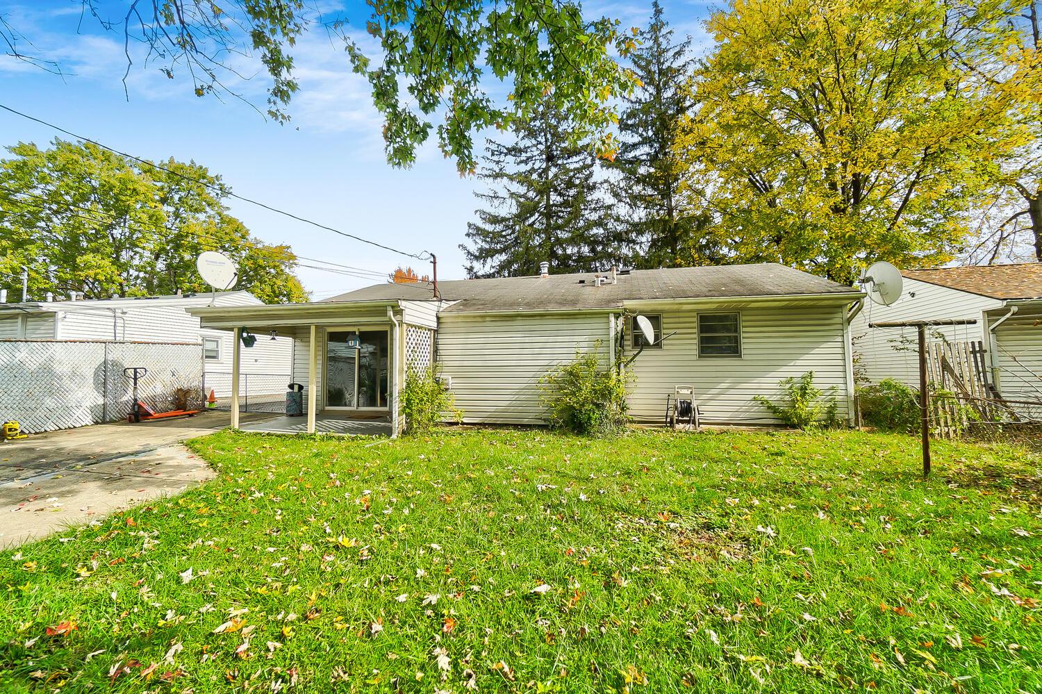 1597 South Hamilton Road Columbus, OH 43227 - Photo 29 of 34 50031043-0141_web