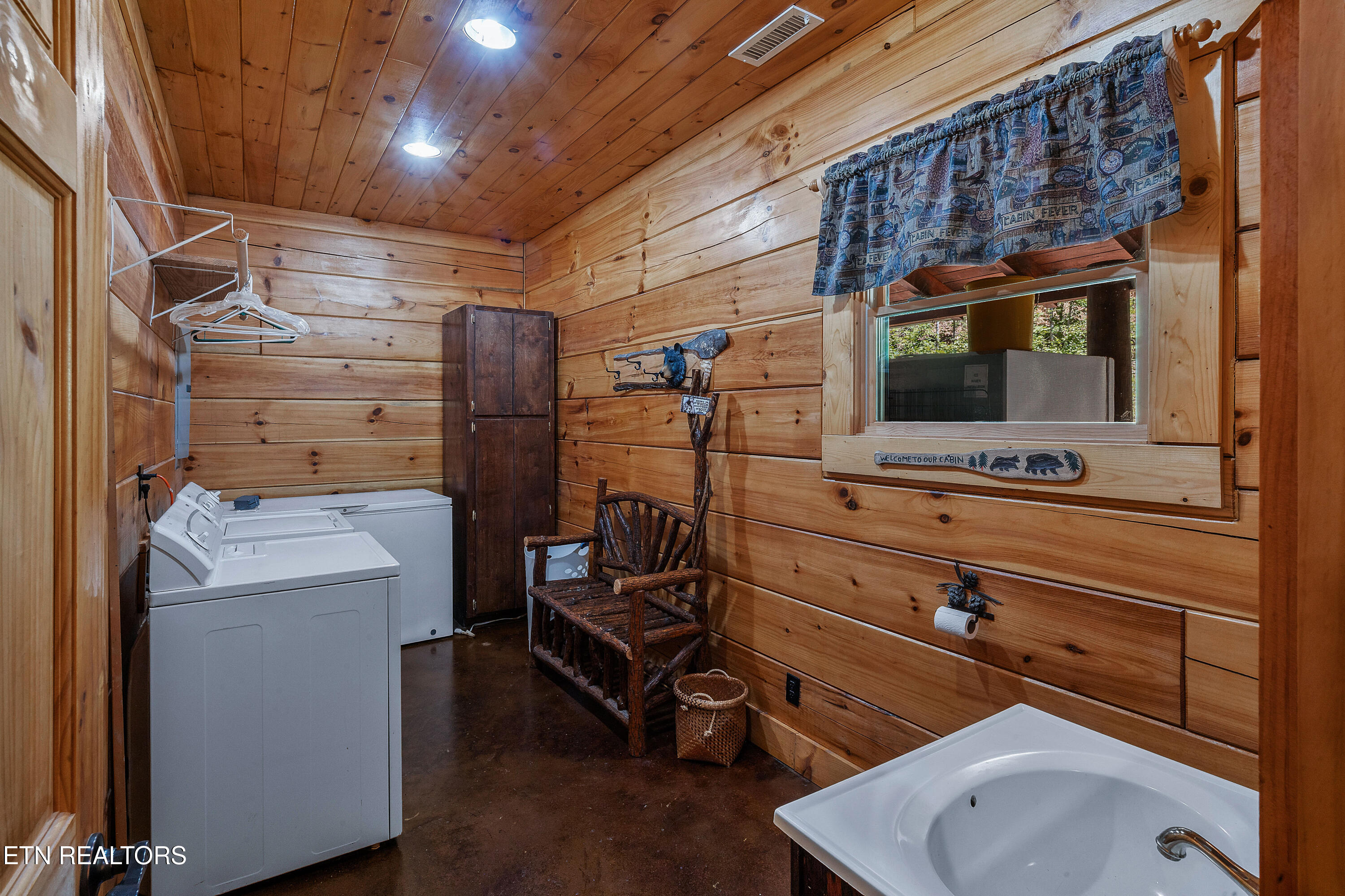1151 Chestnut Valley Road Vonore, TN 37885 - Photo 34 of 57 Utility Rm