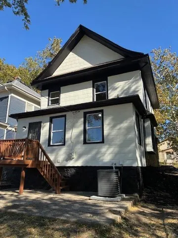 $277,500 | 4410 Forest Avenue, Kansas City, MO 64110