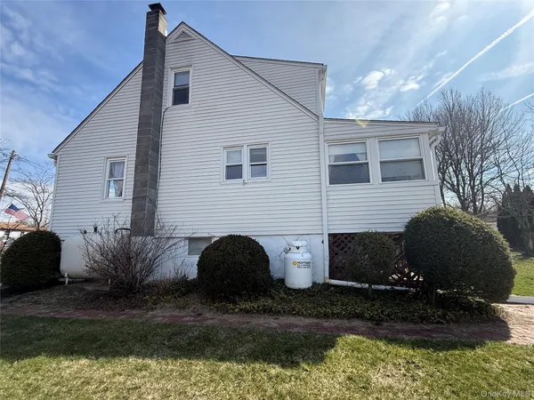 $450,000 | 5 Lockwood Road, Carmel, NY 10512