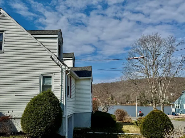 $450,000 | 5 Lockwood Road, Carmel, NY 10512