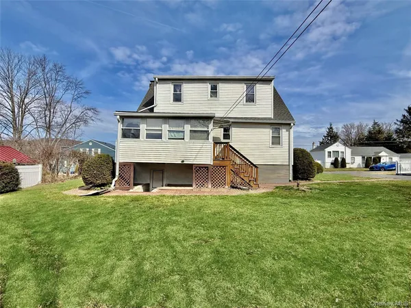 $450,000 | 5 Lockwood Road, Carmel, NY 10512