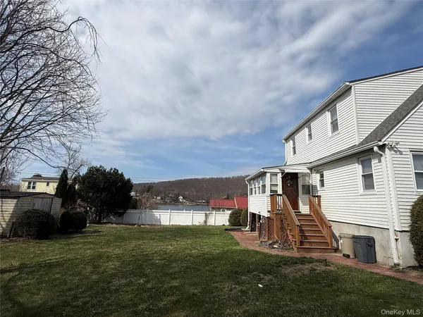 $450,000 | 5 Lockwood Road, Carmel, NY 10512