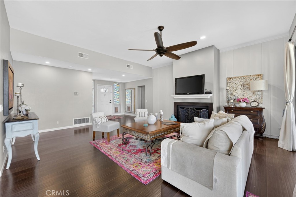 26258 Birkdale Road Menifee, CA 92586 - Photo 10 of 44