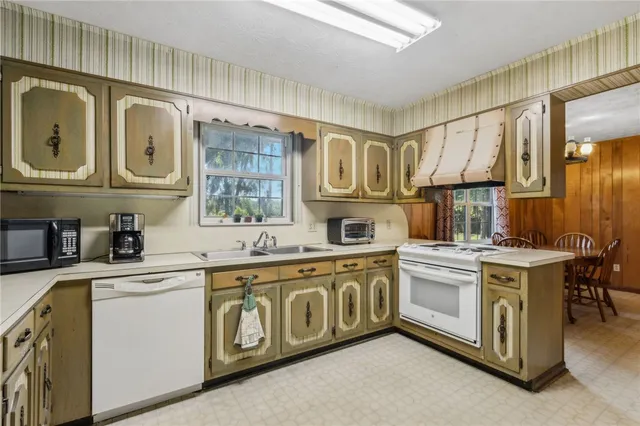 $435,000 | 2742 2nd Street North, Folkston, GA 31537