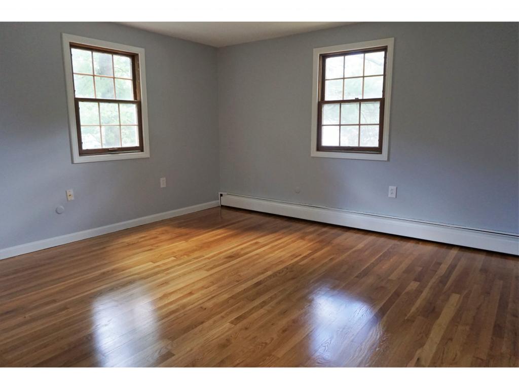 13 Stoney Brook Road Nashua, NH 03063 - Photo 12 of 28 Gallery Image 12