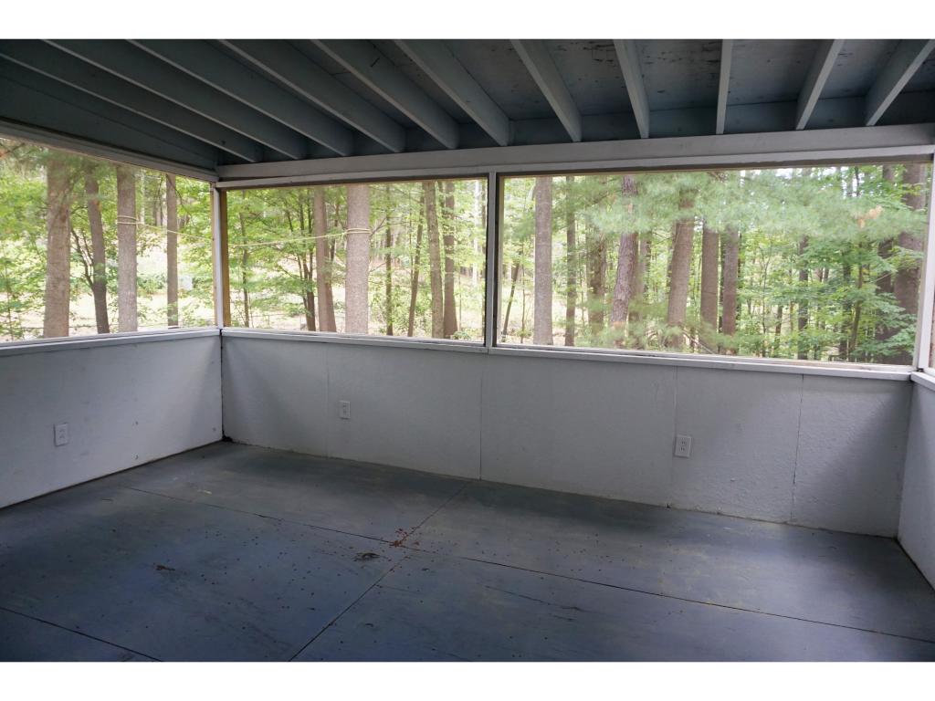 13 Stoney Brook Road Nashua, NH 03063 - Photo 10 of 28 Gallery Image 10