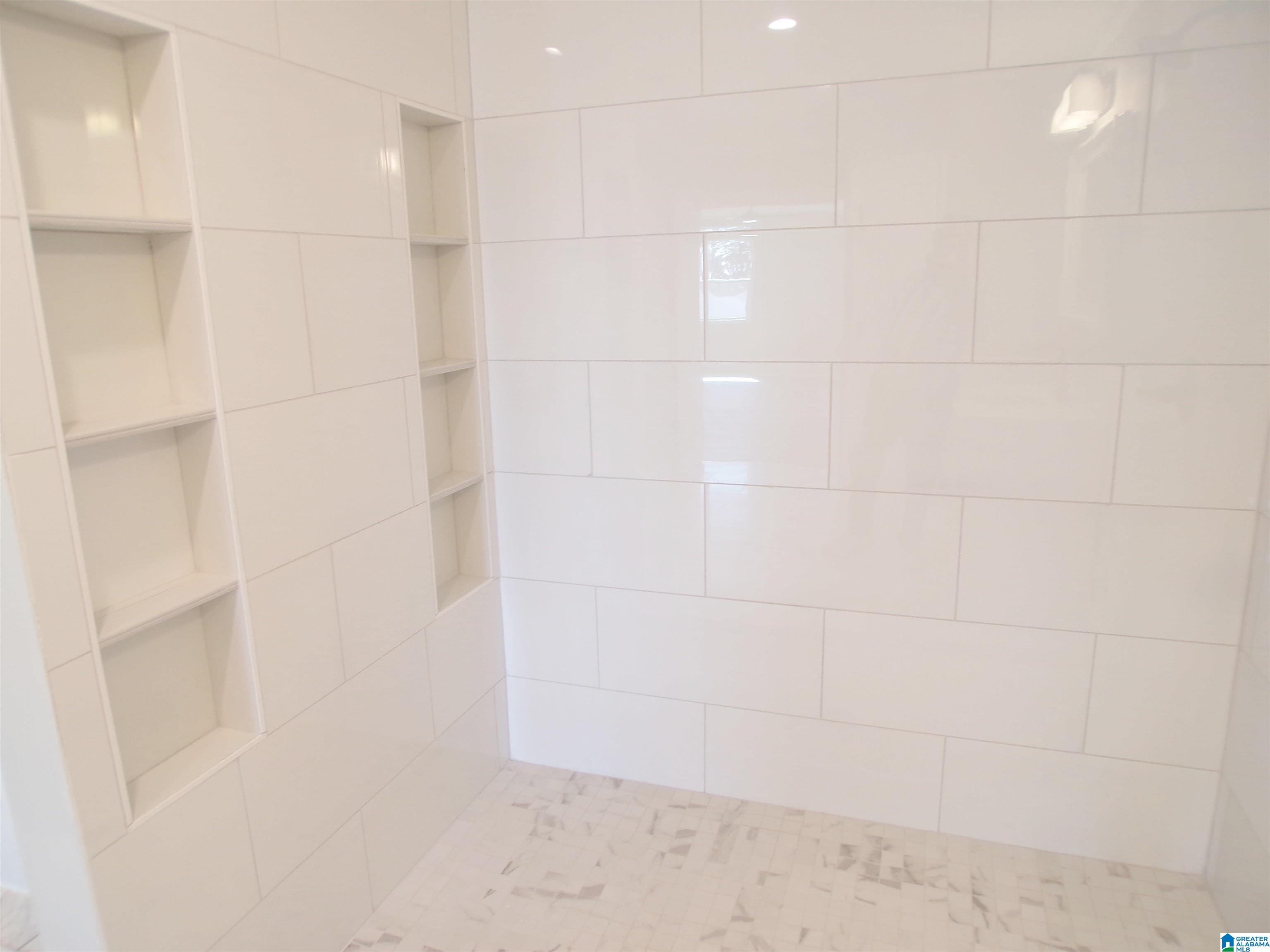 7 Christopher Way Anniston, AL 36207 - Photo 41 of 100