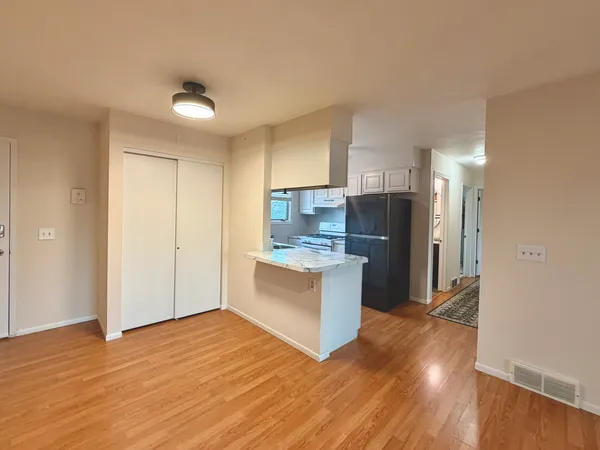 $94,900 | 3117 4th Street, Unit 3117, Moline, IL 61265