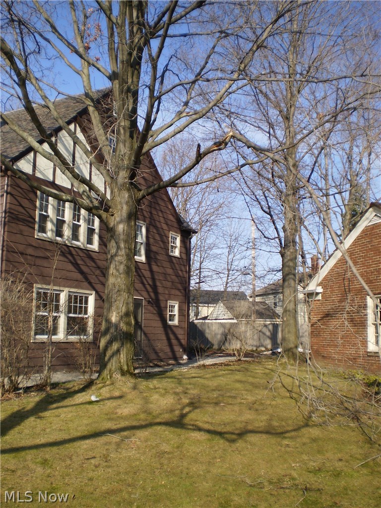 3450 Ingleside Road Shaker Heights, OH 44122 - Photo 5 of 24 Gallery Image 5