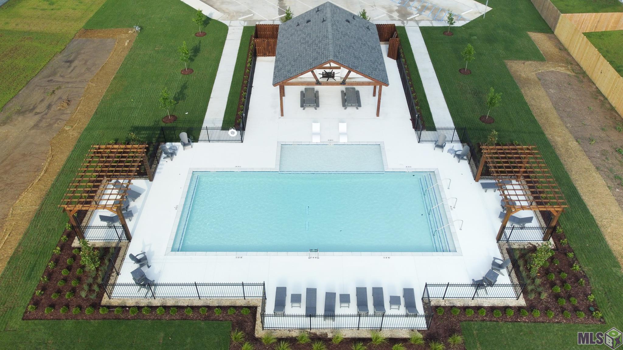37409 Cattle Avenue Prairieville, LA 70769 - Photo 26 of 29 Community pool