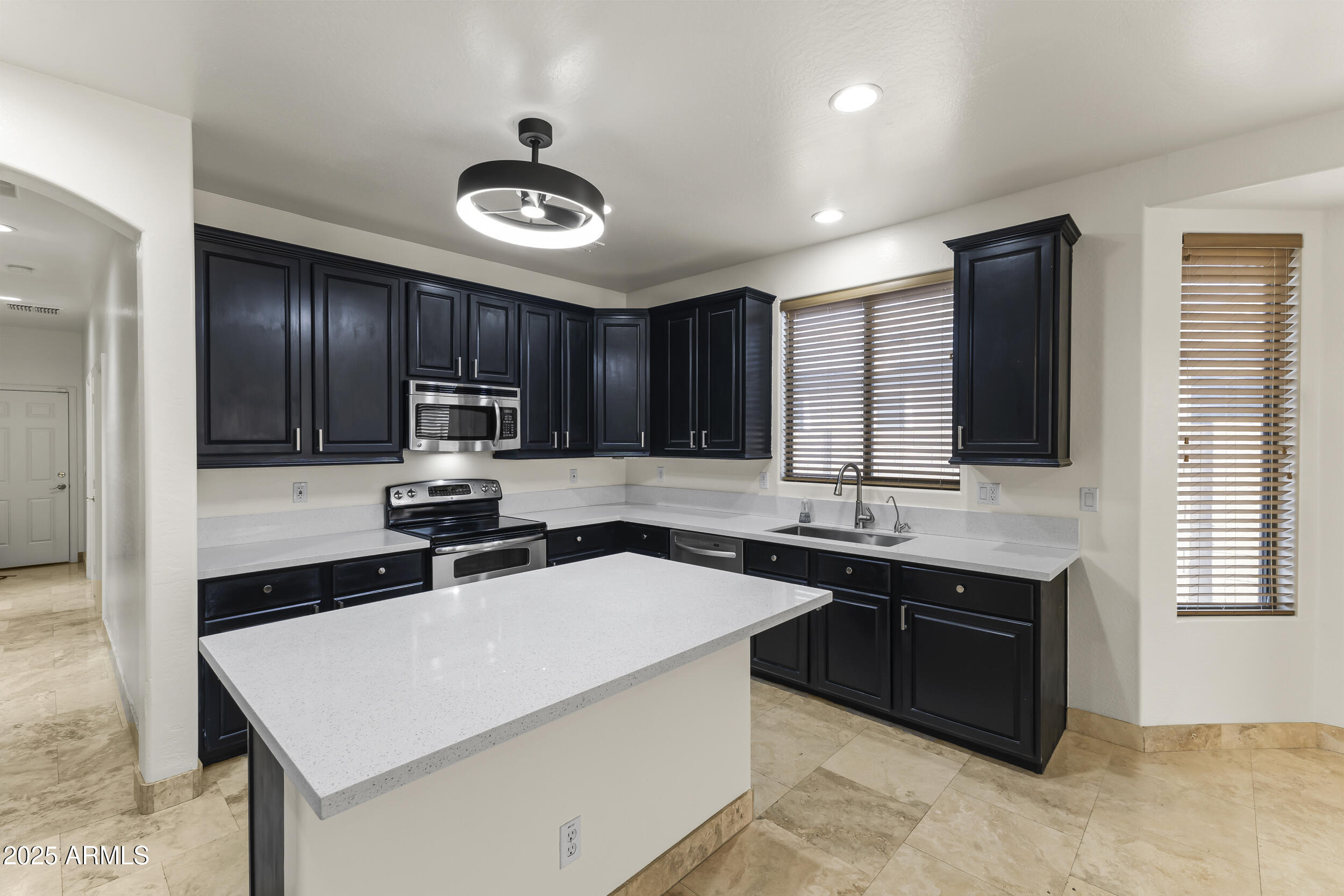 14089 West Charter Oak Road Surprise, AZ 85379 - Photo 14 of 34 16_16