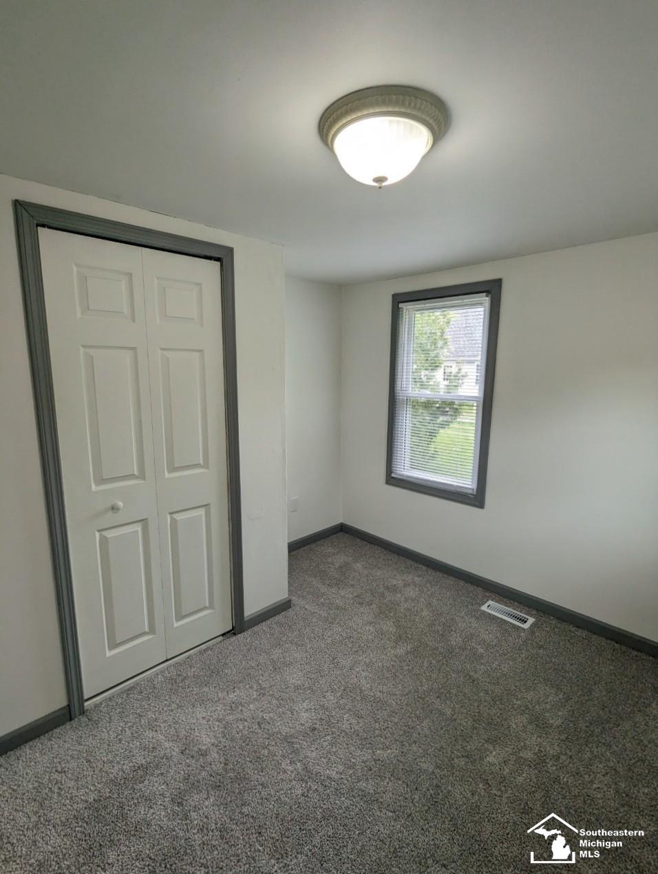 3657 Vivian Road Monroe, MI 48162 - Photo 12 of 24