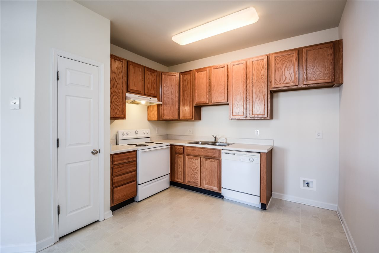 340 Gilman Lane, Unit 104 Raleigh, NC 27610 - Photo 2 of 12 Photo 2