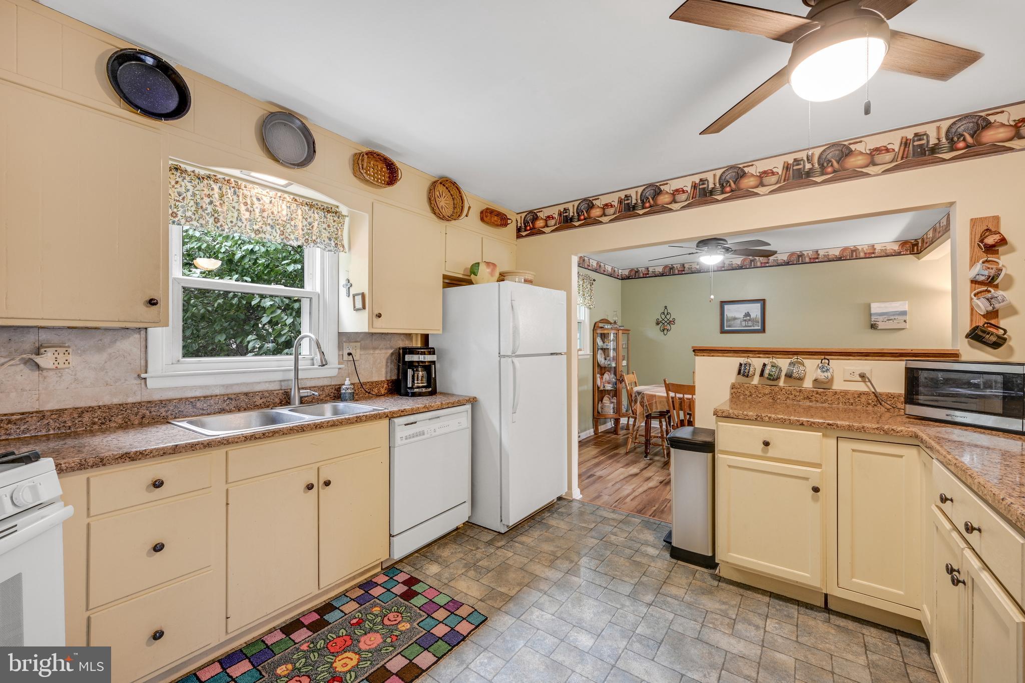 629 Governor Drive Reading, PA 19607 - Photo 10 of 28 Gallery Image 10