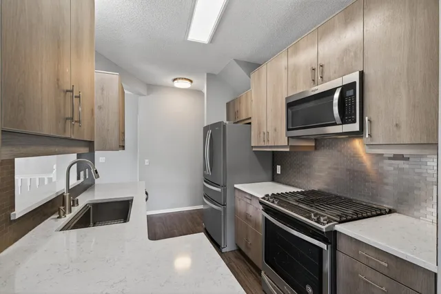 $268,500 | 862 Coon Rapids Boulevard Extension Northwest, Coon Rapids, MN 55433