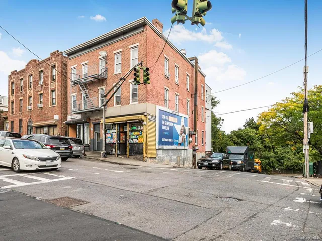 $1,725,000 | 156 Palisade Avenue, Yonkers, NY 10701