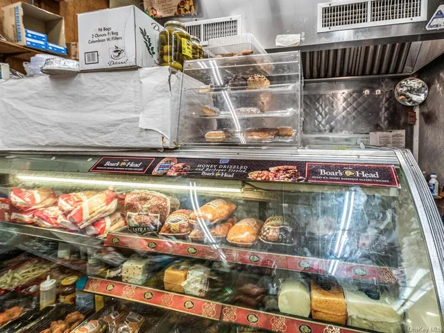 $1,725,000 | 156 Palisade Avenue, Yonkers, NY 10701