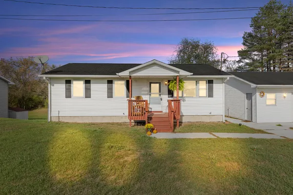 $209,900 | 886 West Maple Street, Mecosta, MI 49332