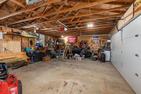 $209,900 | 886 West Maple Street, Mecosta, MI 49332