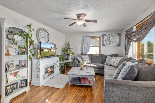 $209,900 | 886 West Maple Street, Mecosta, MI 49332