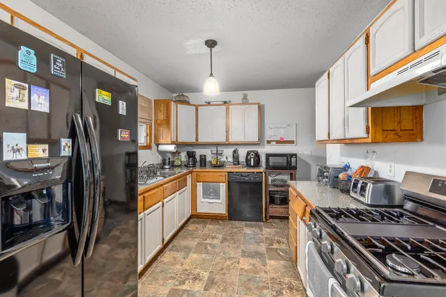 $218,000 | 886 West Maple Street, Mecosta, MI 49332