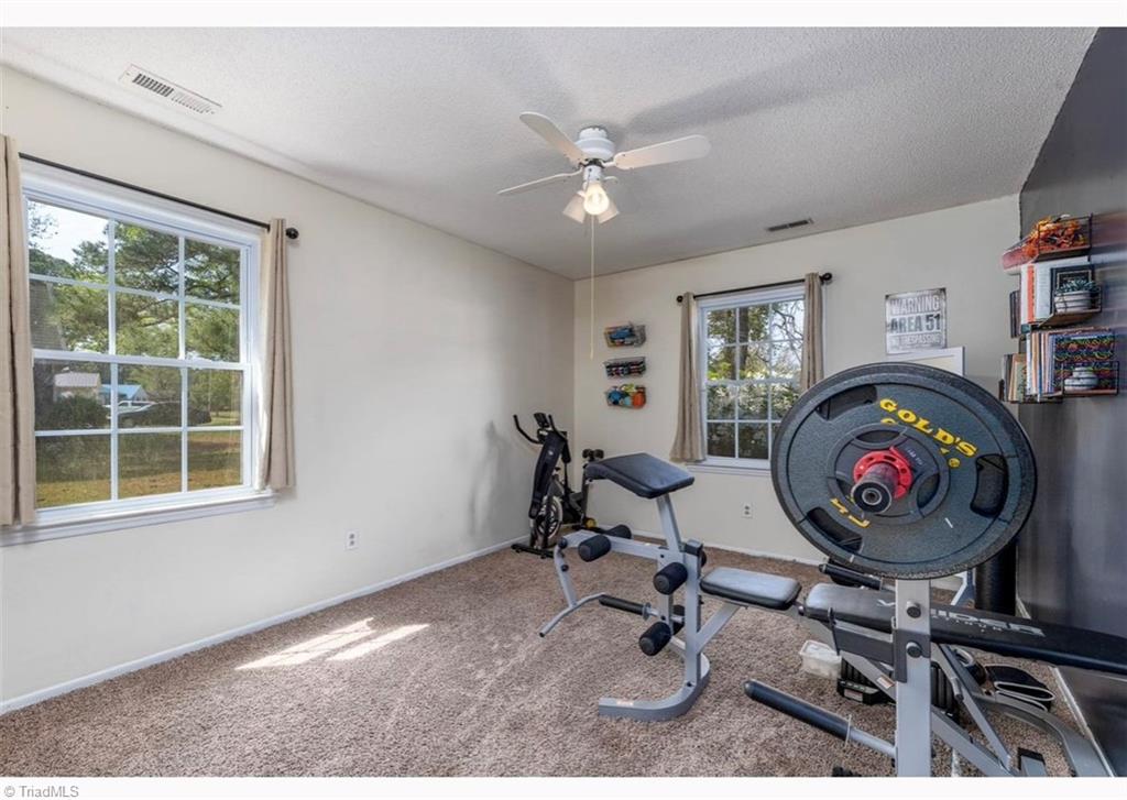 713 Shadowridge Road Jacksonville, NC 28546 - Photo 18 of 24 Gallery Image 18